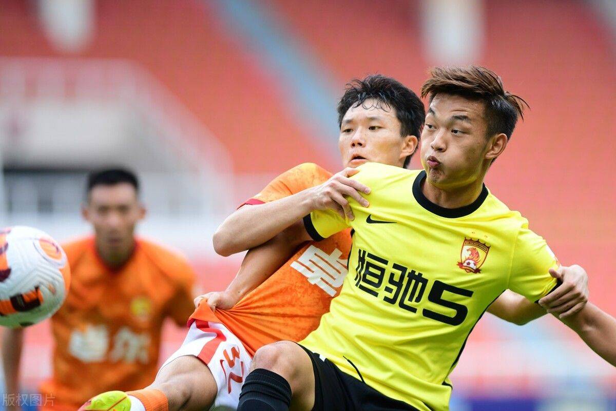  欧篮联赛程吃紧，广州队赛前单刀错失，气氛紧张，心理建设被强调