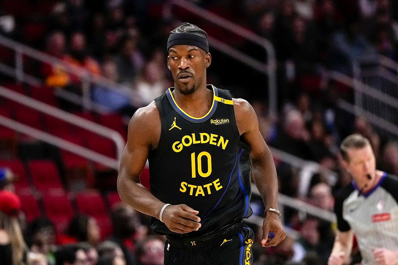 包含巴特勒连续十二场比赛得分超过突破纪录，拜仁挑战极限！的词条